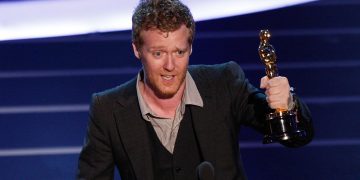 Oscarwinnaar Glen Hansard (56) omgekomen bij motorongeluk
