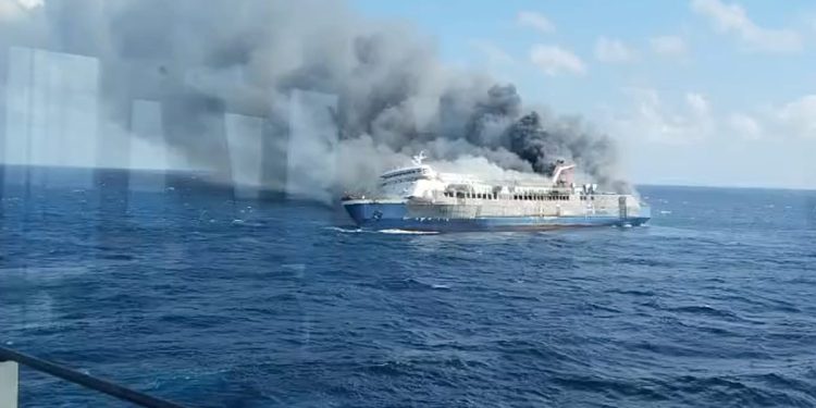 Vijf doden na ferrybrand in Indonesië, 41 vermist