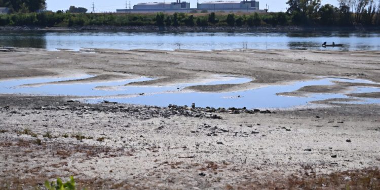 Lage Donau dreigt Hongaarse kerncentrale stil te leggen
