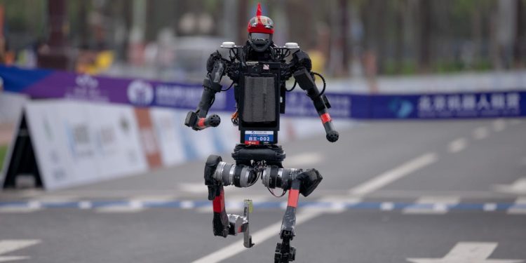 Unitree onthult Superman-robot die sneller zou zijn dan Bolt